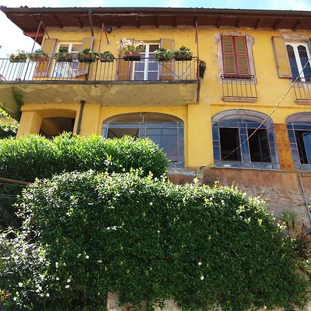 Garden Apartment Lesa Exterior photo